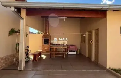 Casa com 4 quartos à venda no Santa Maria, Uberaba 