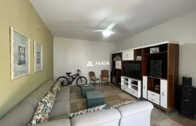 Casa com 4 quartos à venda no Centro, Uberaba 