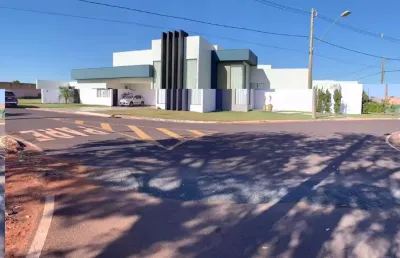 Casa com 4 quartos à venda no Residencial Mário de Almeida Franco, Uberaba 