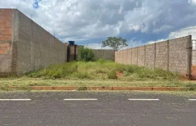 Terreno à venda no Parque das Laranjeiras, Uberaba 