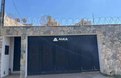 Casa com 3 quartos para alugar no Santa Maria, Uberaba 