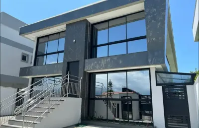 Casa com 3 quartos à venda no Floresta, Joinville 