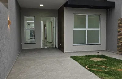 Casa aconchegante com piscina no balneário carmery litoral do paraná 