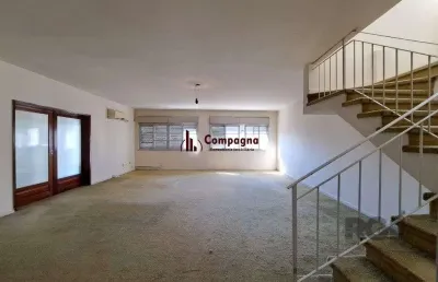Vendo excelente cobertura com vista cinematografia, no bairro floresta.