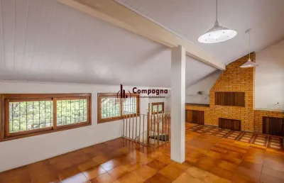 Casa para venda - 210m², 4 dormitórios, 2 vagas - petrópolis