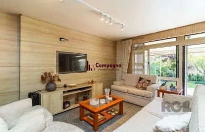 Casa para venda - 235m², 4 dormitórios, sendo 1 suites, 2 vagas - azenha