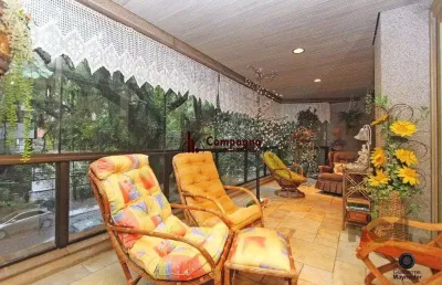 Excelente apartamento de 315m² com 3 dormitórios e 2 vagas.