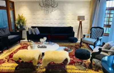 Casa para comprar na parte nobre do chácara das pedras