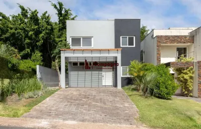 Casa em condomínio no terra ville  .esta casa de alto padrão, dispõe de 4 suítes