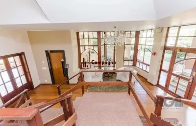 Vende-se luxuoso apartamento 4 quartos com 4 suítes, 2 vagas coberta, dependênci