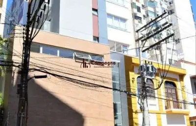 Excelente apartamento 2 dormitórios com garden e duas vagas no bom fim