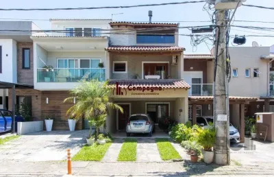 Casa em condomínio fechado com 3 quartos à venda na Avenida João Salomoni, 600, Vila Nova, Porto Alegre