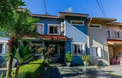 Casa sobrado em condomínio fechado na vila nova de 3 dormitórios e 2 vagas