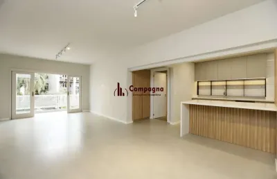 Apartamento 03 dormitórios revitalizado no moinhos de vento em porto alegre.