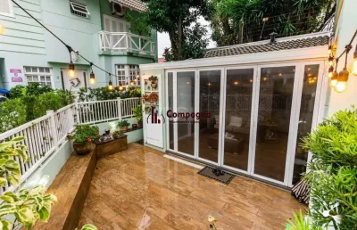 Casa 4 dormitórios com gardem no guaruja - porto alegre - rs