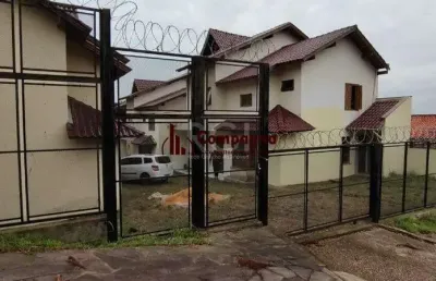 Casa para venda com 3 dormitórios, sendo 1 suites e 2 vagas no bairro tristeza