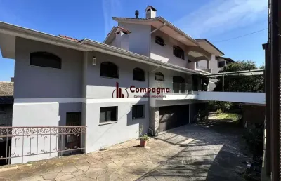 Casa com 4 quartos à venda na Rua Professor Xavier Simões, 467, Tristeza, Porto Alegre