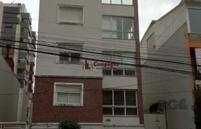 Apartamento com terraço,  localizado num dos mais sofisticados bairros de porto