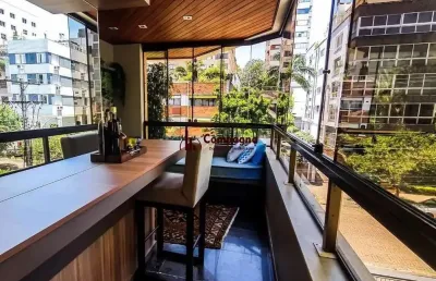 Vende-se apartamento com 3 quartos (1 suíte), 2 sacadas com churrasqueira, 132m²