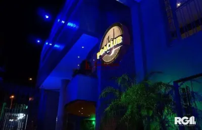 Ampla casa comercial, ponto exclusivo na oscar pereira