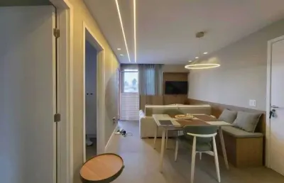 Excelente apartamento reformado no park barra mais viver