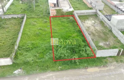 Terreno plano com 12m de frente por 30m de profundidade, em rua tranquila e próximo ao comércio loc