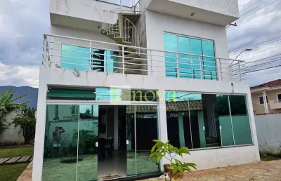 Excelente sobrado à venda, a 100m da orla do massaguaçu, com 04 dormitórios sendo 01 suíte, no port