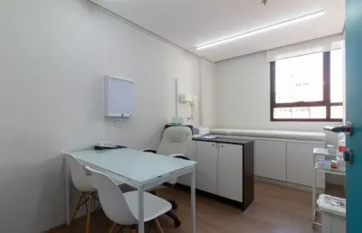 Sala comercial de 30 m² na rua cubatão, 408 disponível para aluguel