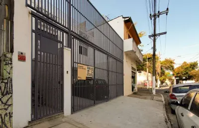 Casa comercial na rua josé epaminondas de oliveira, n. 207 • 150 m²