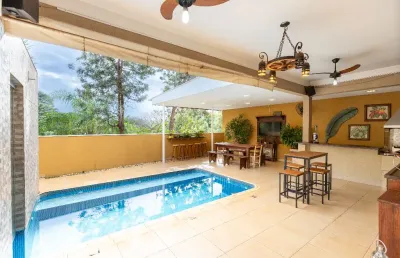 Sobrado à venda com vista deslumbrante e lazer - residencial nova aliança