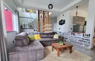 Casa com 3 quartos à venda na dra zilda arns neumann, paese, itapoá, 221 m2 por r$ 1.350.000