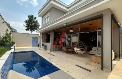 Casa em condomínio fechado com 4 quartos para alugar no Alphaville, Santana de Parnaíba 