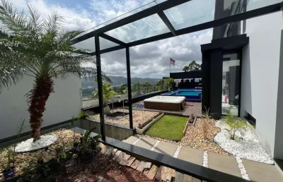 Casa com 1 quarto à venda na Rua José Francisco Dias Areias, 733, Trindade, Florianópolis
