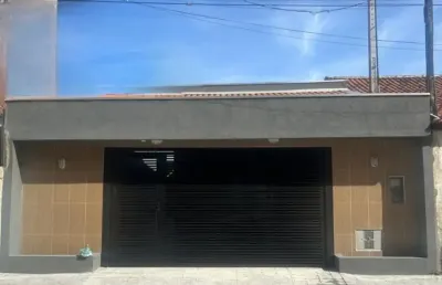 Casa com 2 quartos à venda na Avenida Marina, 564, Centro, Mongaguá