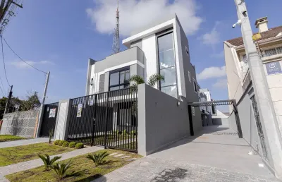 Casa em condomínio fechado com 3 quartos à venda na Rua Miguel Tschannerl, 121, Vista Alegre, Curitiba