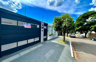 Casa com 3 quartos à venda na Rua Louis Pasteur, 529, Jardim Alvorada, Maringá