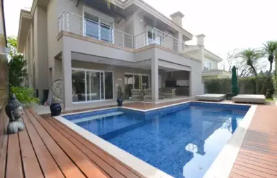 Casa com 348 metros², 4 quartos, piscina e churrasqueira em urbanova iii - sjc - sp
