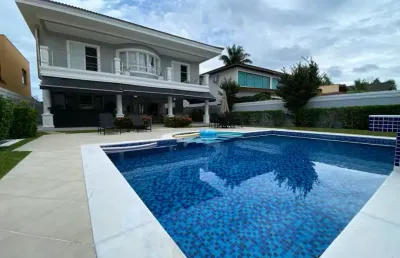 Casa com 308 metros², 4 quartos, piscina e churrasqueira em bertioga - sp