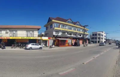Sala comercial para locação no bairro guanabara, joinville - 60m², banheiro e sacada - r$1.100,00