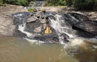 Chácara / sítio à venda no Centro, Taquaraçu de Minas 
