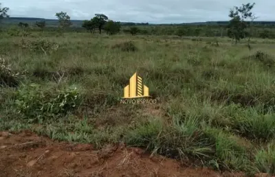 Fazenda à venda no Centro, Três Marias 