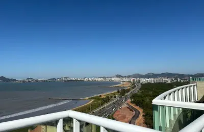 Segurança, conforto e status é o que a cobertura duplex da torre a - 2001 do condomínio jardins em jardim camburí