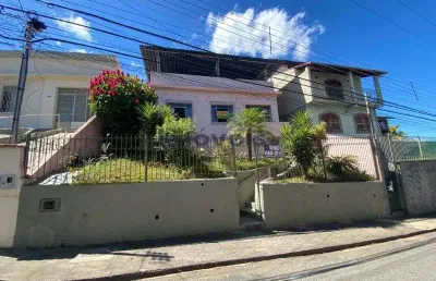 Casa com 4 quartos à venda no Jardim Glória, Juiz de Fora 