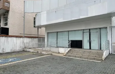 Loja 407 m² em avenida de grande circulação no gonzaga santos sp
