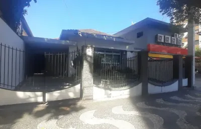Casa com 4 quartos e 3 banheiros para alugar, 167 m²