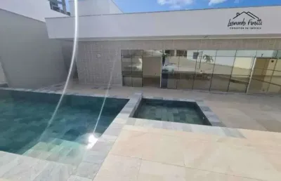 Casa triplex no condomínio mestre álvaro residence - centro da serra