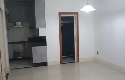 Vendo apartamento terreo com espaco para ampliar . á vista  rua guaruja inhoaiba.