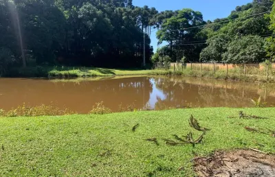Terreno à venda na Rua Lucinir Franco da Rocha, 15, Jardim Veneza, Fazenda Rio Grande