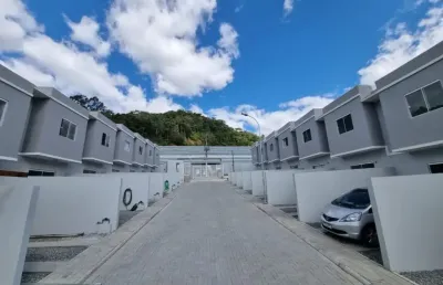 Este imovel e novo pronto para morar, esta ti esperando, agende a sua visita