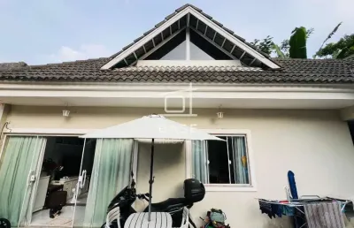 Casa em condomínio fechado com 3 quartos à venda na rua lagoa bonita, 90, vargem grande, rio de janeiro por r$ 690.000